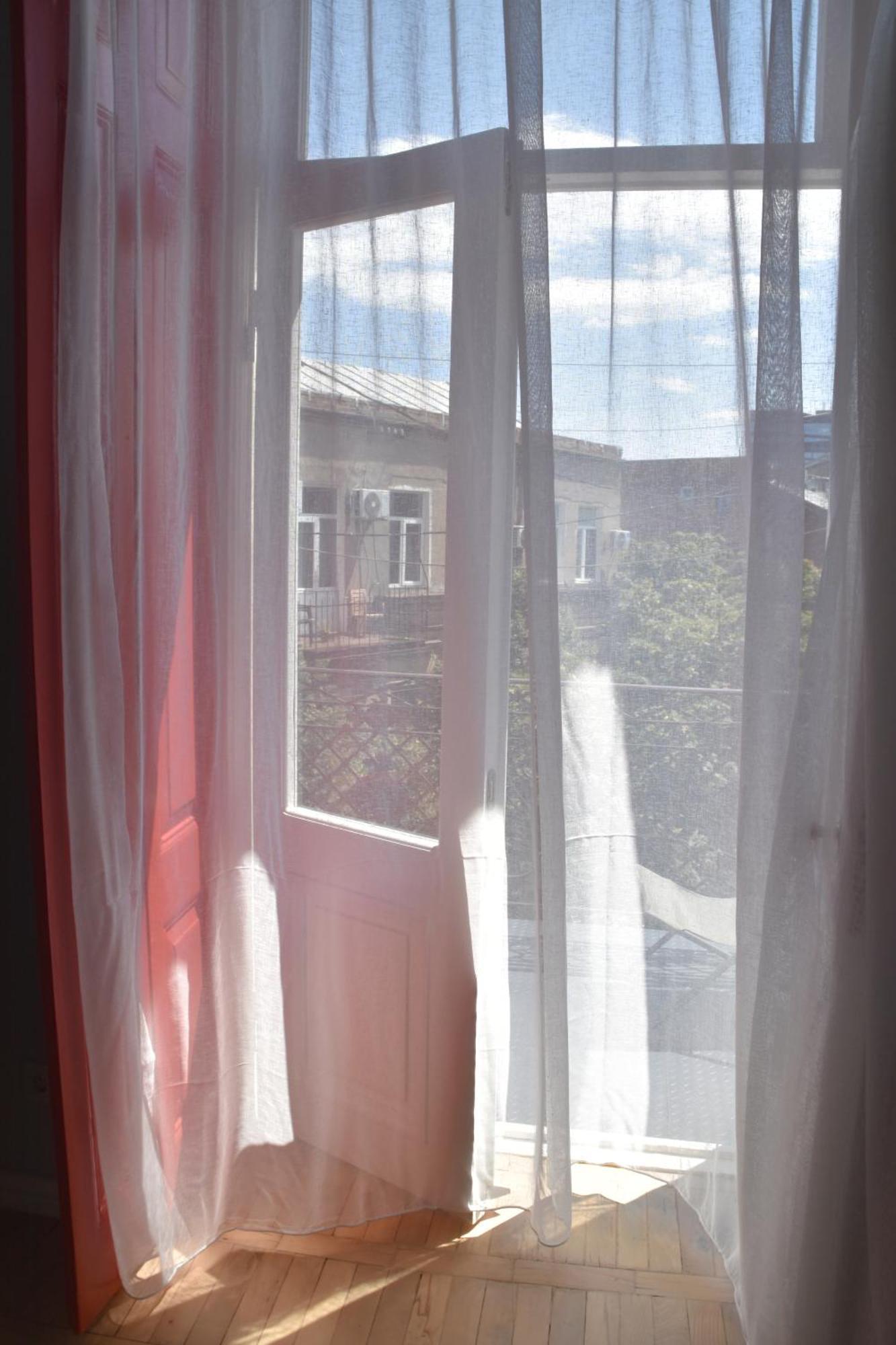 Communa Good Vibes Tbiliszi Kültér fotó